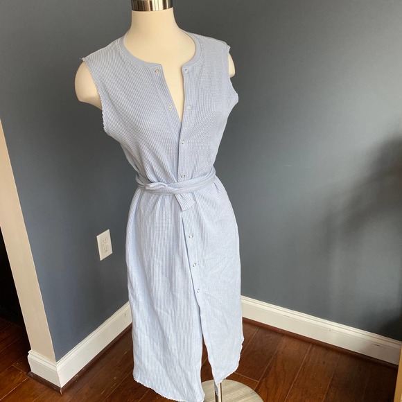 Zara light blue textured weave midi dress with button down front and waist tie - Picture 7 of 10